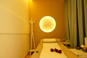 贵阳日式指压的寂静美学：在按压中听见雪落的声音